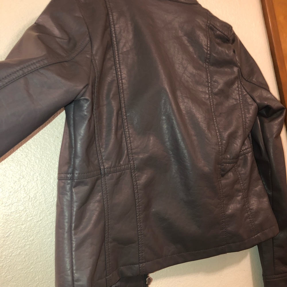 Leather jacket - Picture 6 of 6